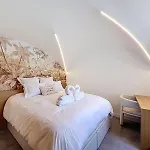 Le Loft Mentonnais Apartment *
