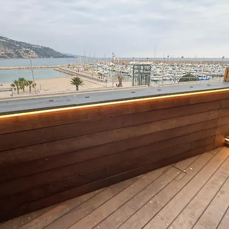 Le Loft Mentonnais Apartment *