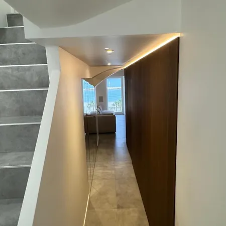 Le Loft Mentonnais Апартаменты Ментона