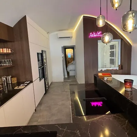 Апартаменты Le Loft Mentonnais *