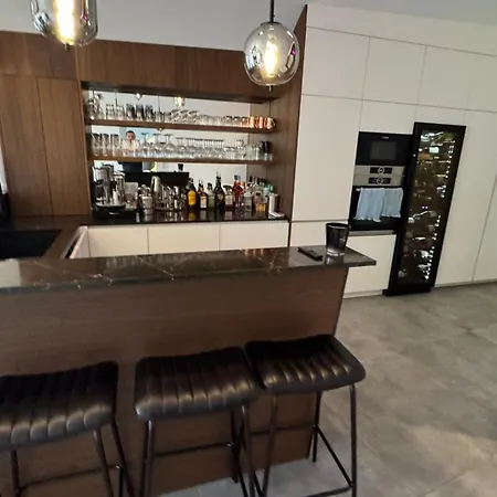 Le Loft Mentonnais Апартаменты *