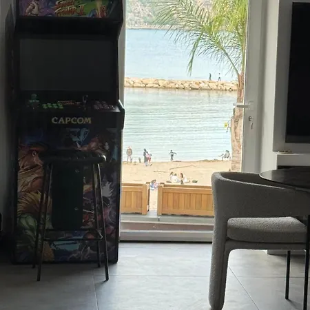 Le Loft Mentonnais Апартаменты *