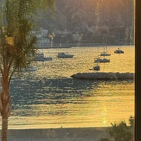 Le Loft Mentonnais Апартаменты Ментона